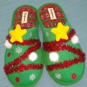 Dearfoams Christmas slippers